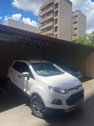 FORD ECOSPORT 1.6 FREESTYLE 16V FLEX 4P MANUAL FORD ECOSPORT 1.6 FREESTYLE 16V FLEX 4P MANUAL